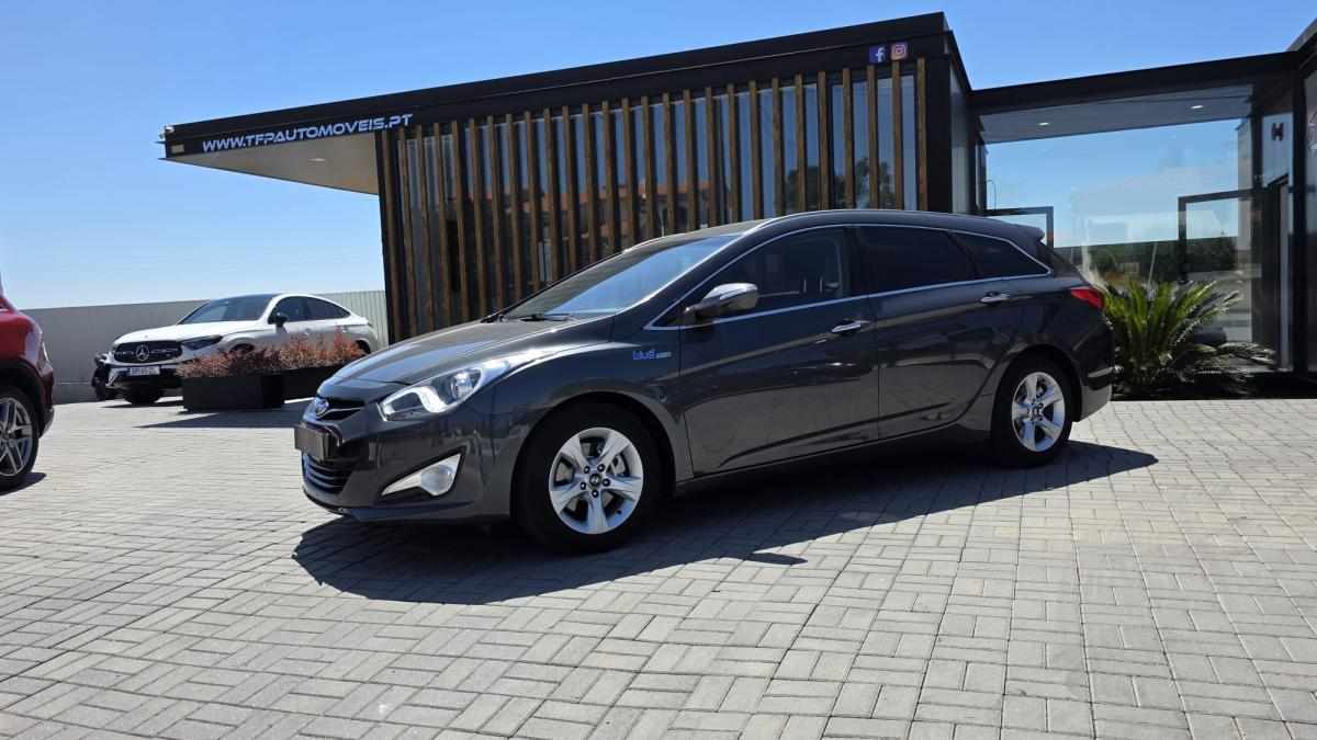 hyundai-i40-1-7-crdi-blue-2014-diesel-1685cc