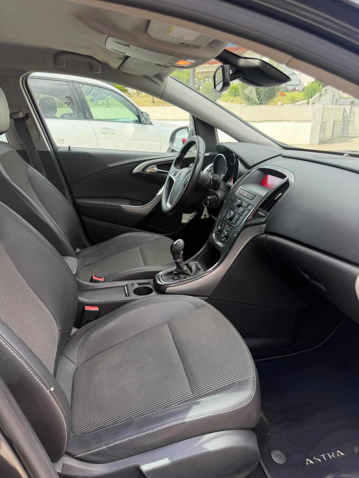 opel-astra-1-7-cdti-2012-diesel-1686cc