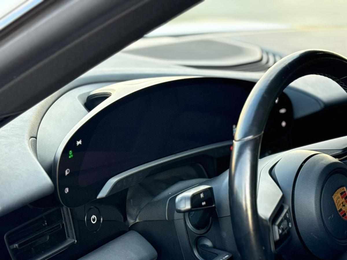 porsche-taycan-4s-2020-eletrico