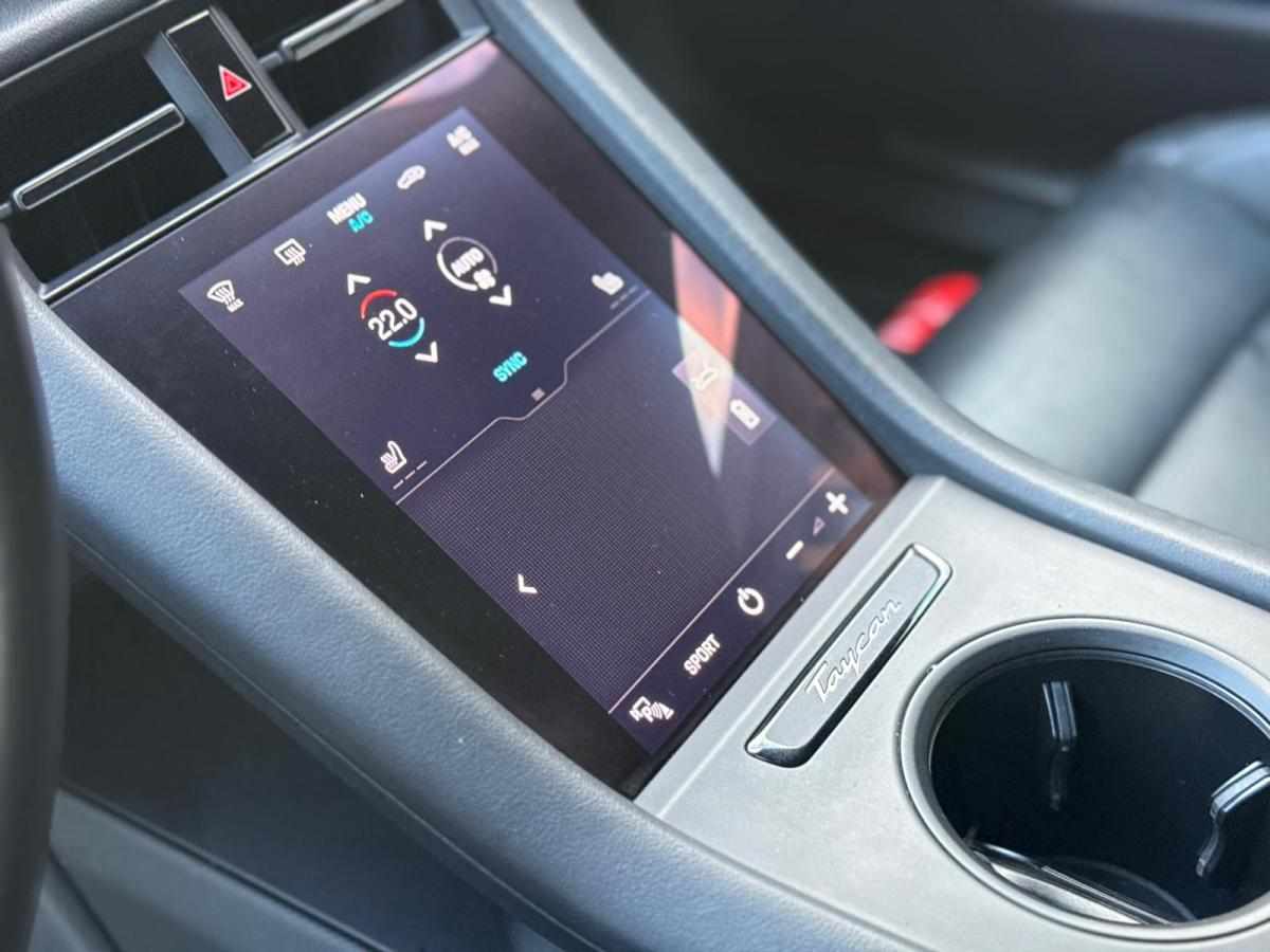 porsche-taycan-4s-2020-eletrico