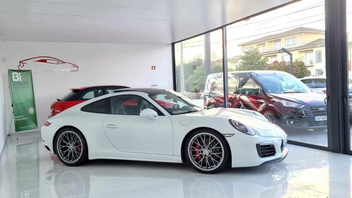 porsche-911-carrera-4s-3-0-2016-gasolina-2981cc