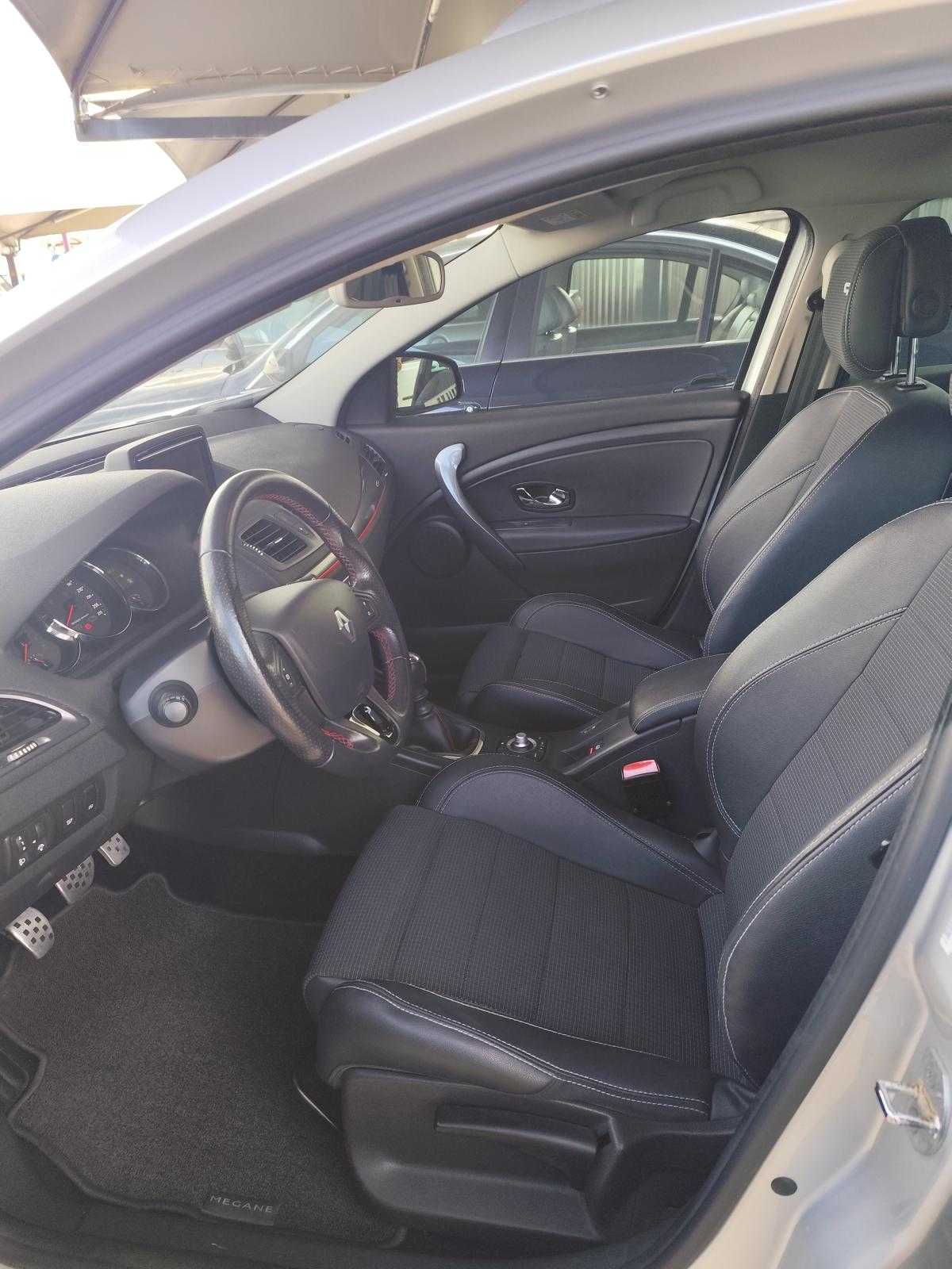 renault-megane-sport-tourer-2015-diesel-1461cc