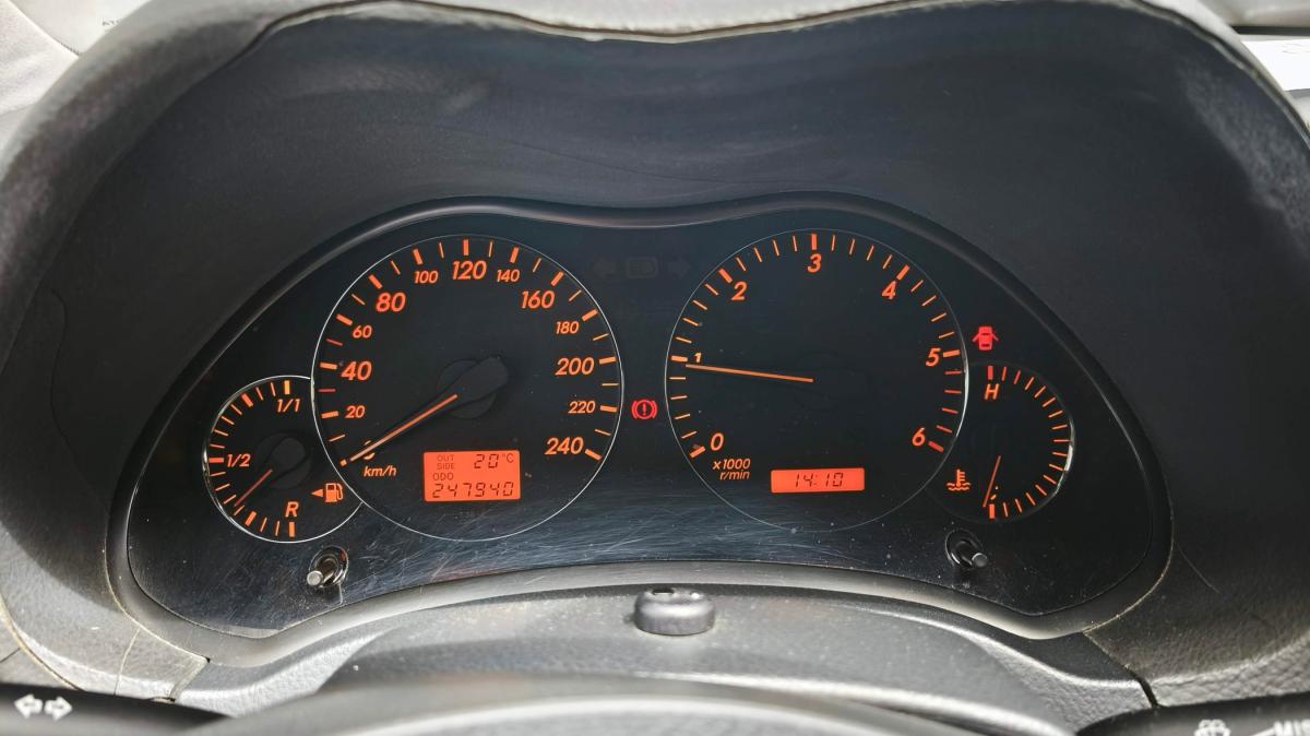 toyota-avensis-2005-diesel-1995cc