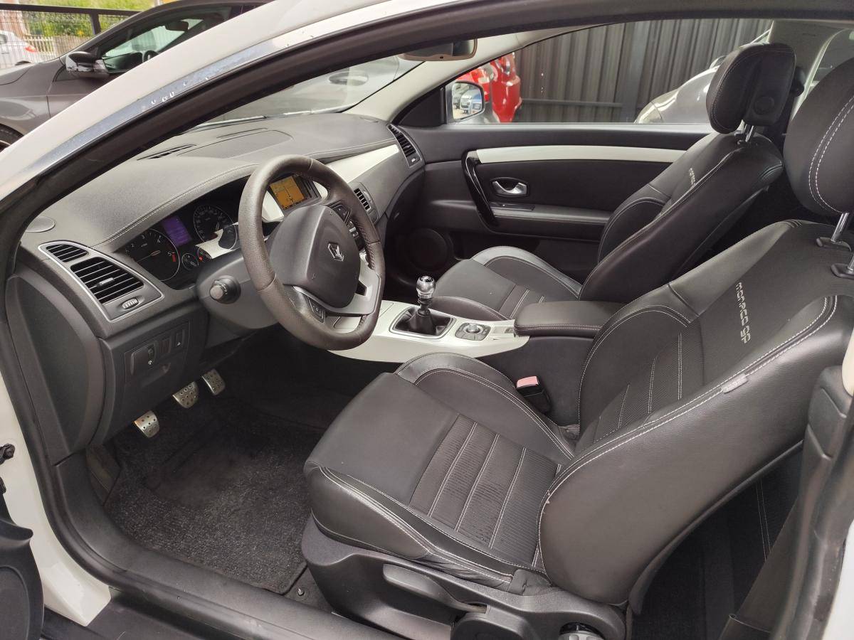 renault-laguna-2011-diesel-1995cc