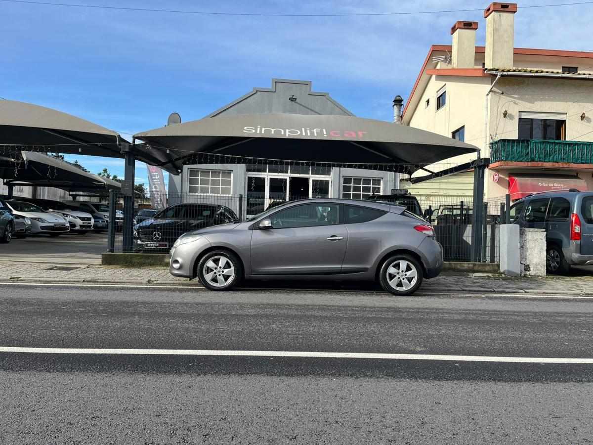 renault-megane-coupe-2011-diesel-1461cc