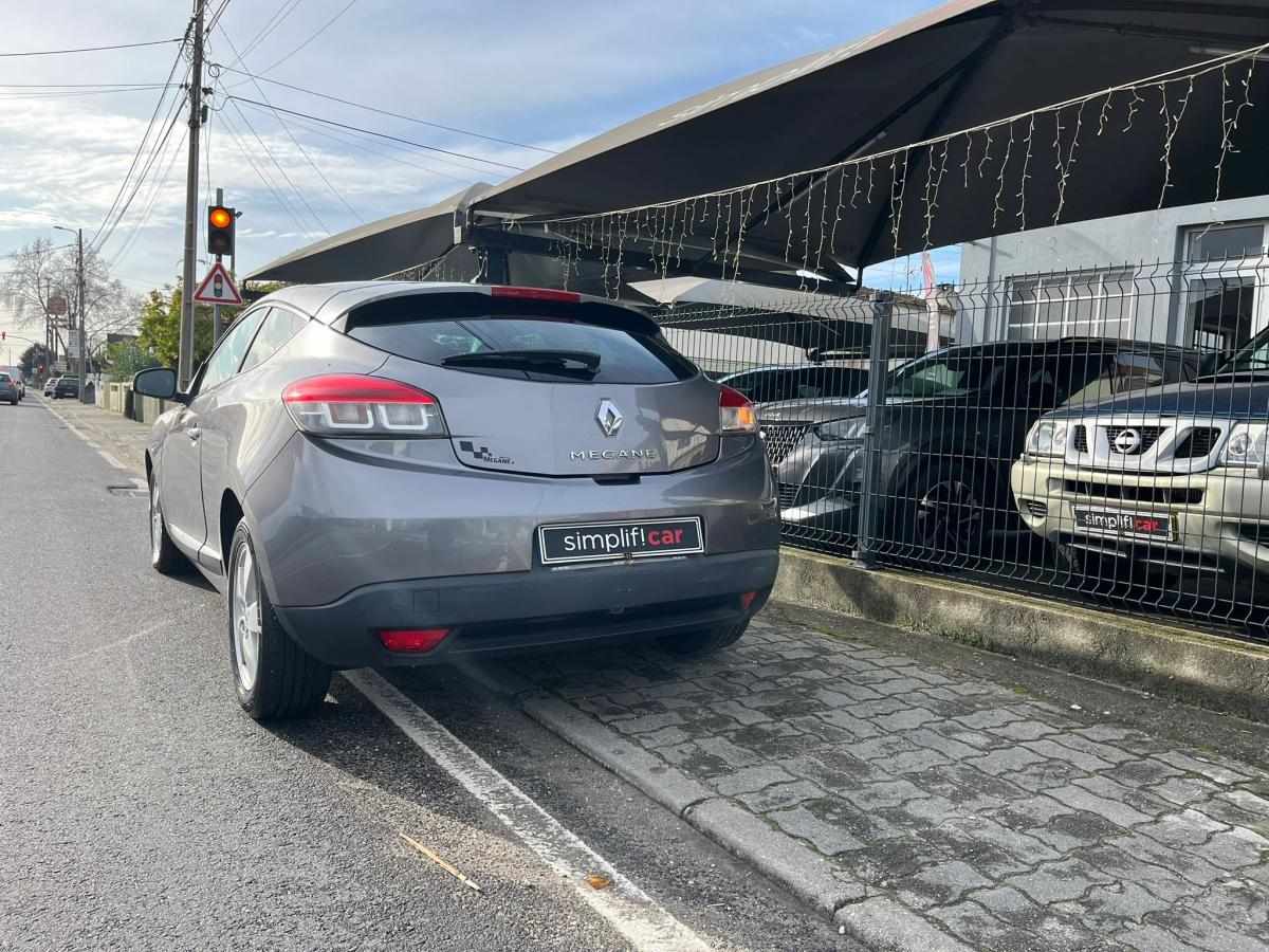 renault-megane-coupe-2011-diesel-1461cc