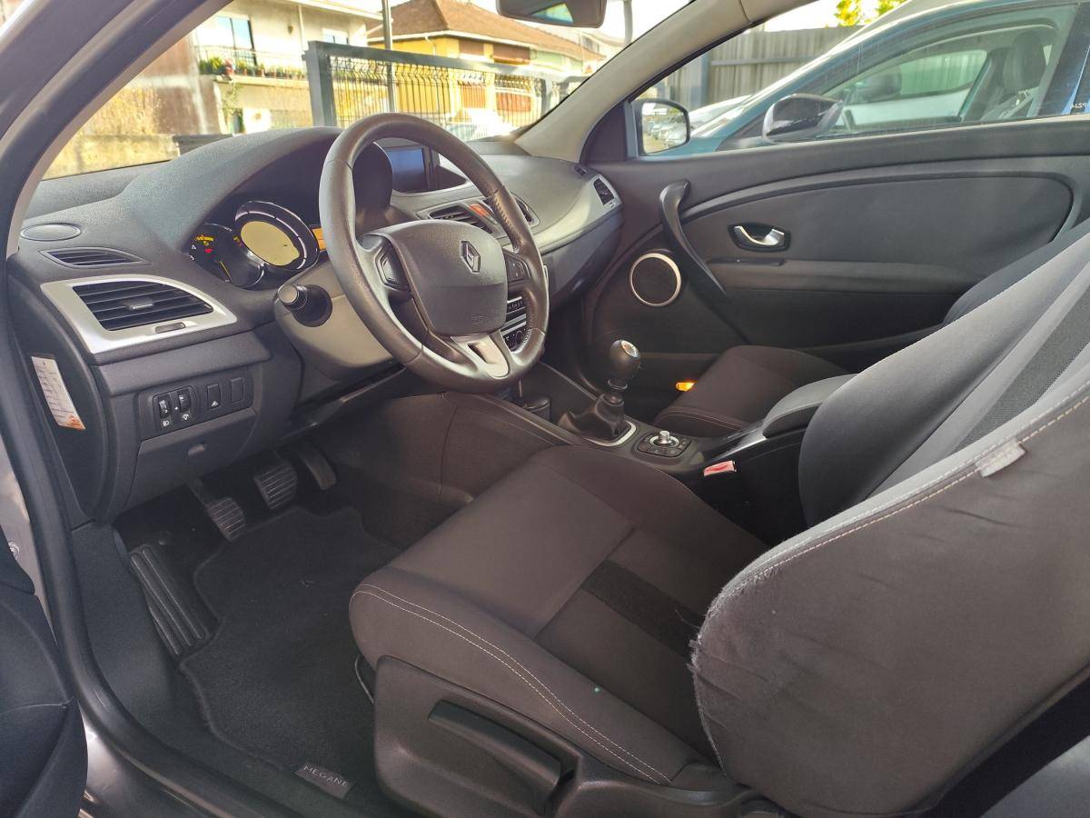 renault-megane-coupe-2011-diesel-1461cc
