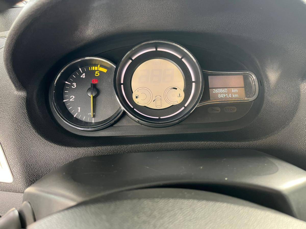 renault-megane-coupe-2011-diesel-1461cc