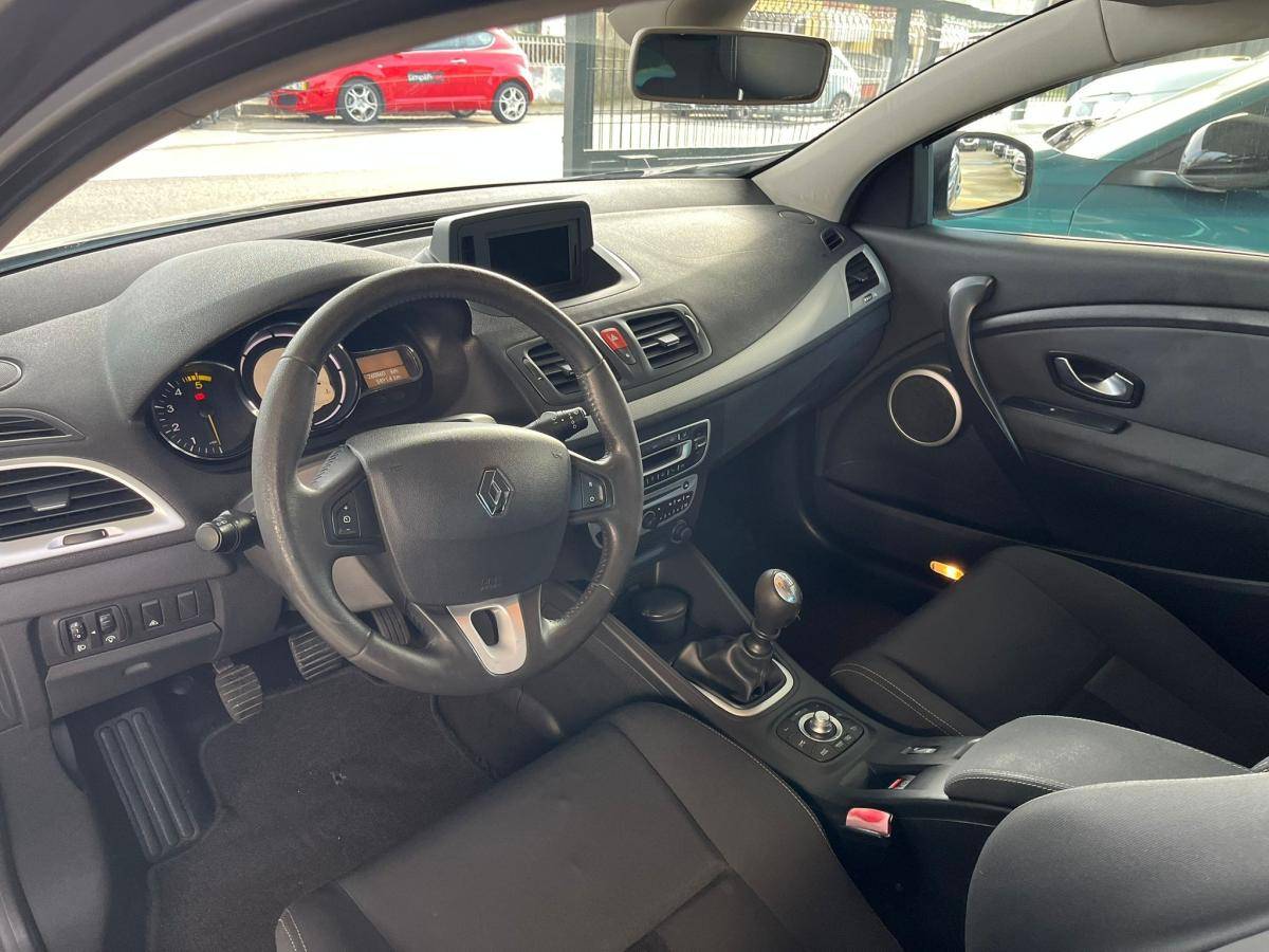 renault-megane-coupe-2011-diesel-1461cc