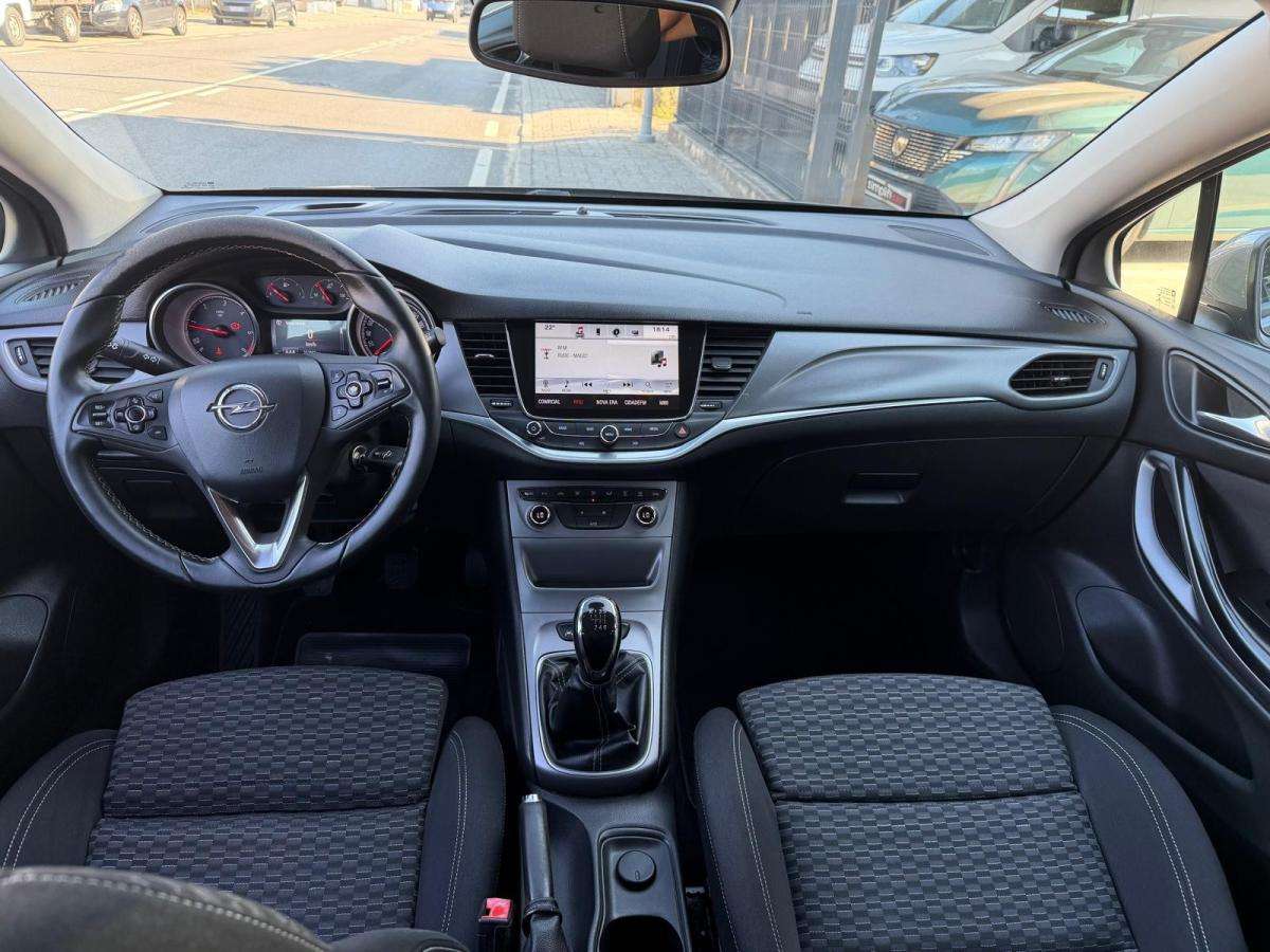 opel-astra-sport-tourer-2016-diesel-1598cc