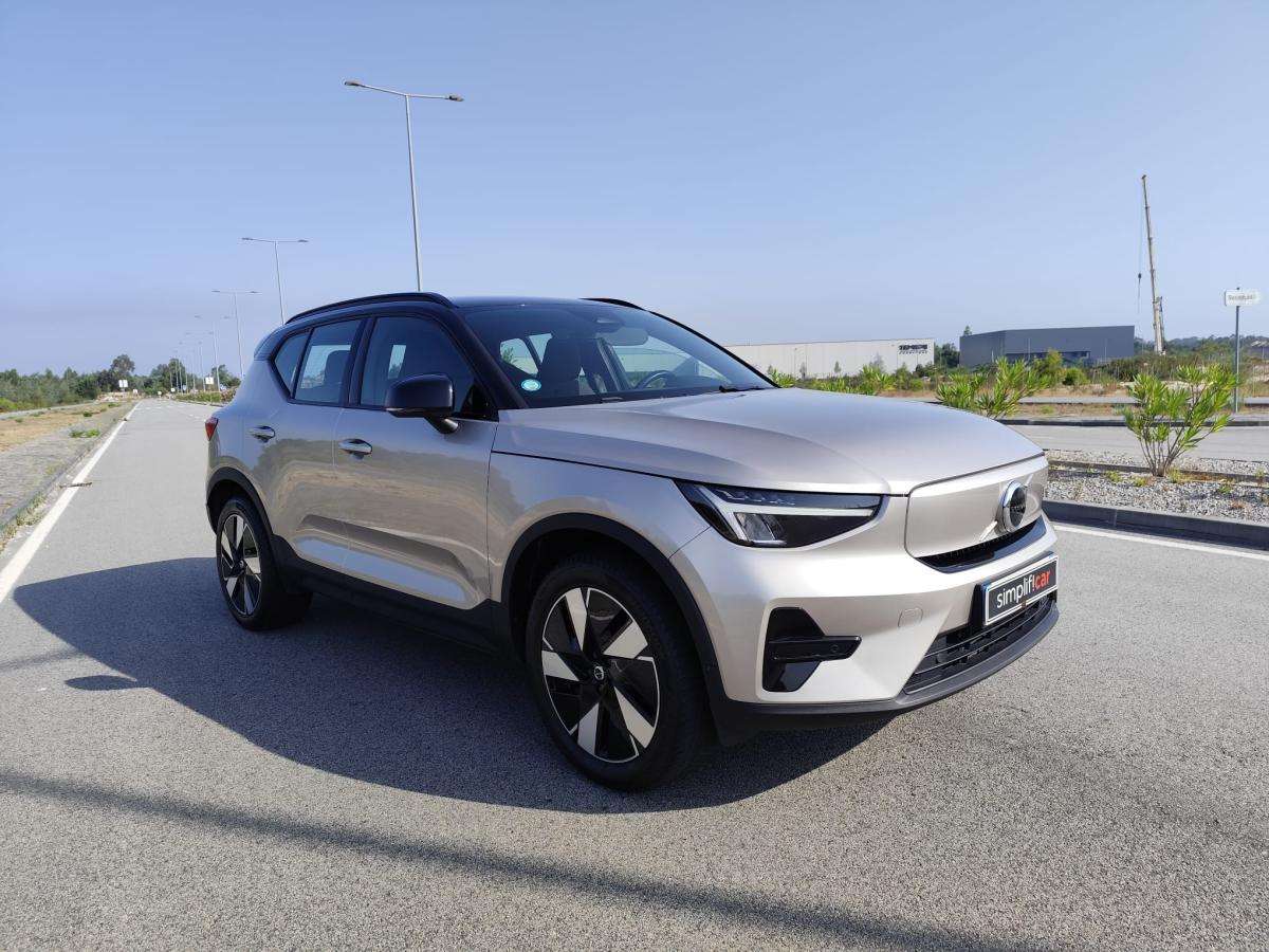 volvo-xc40-2023-eletrico-0cc