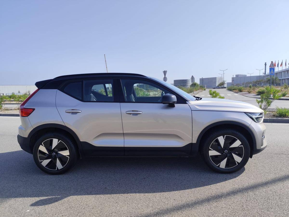 volvo-xc40-2023-eletrico-0cc