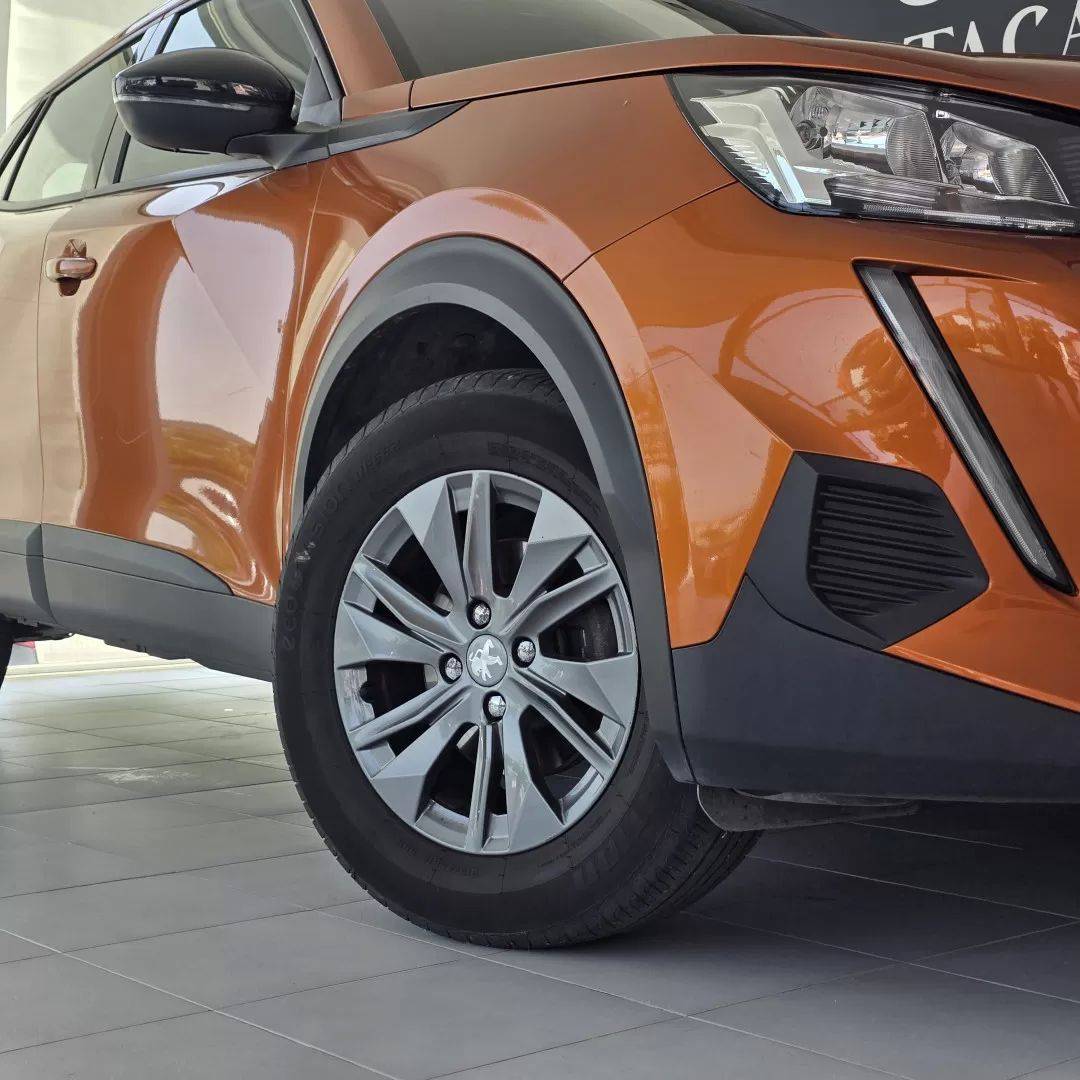 peugeot-2008-2023-gasolina-1199cc