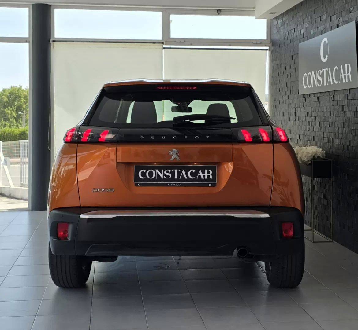 peugeot-2008-2023-gasolina-1199cc