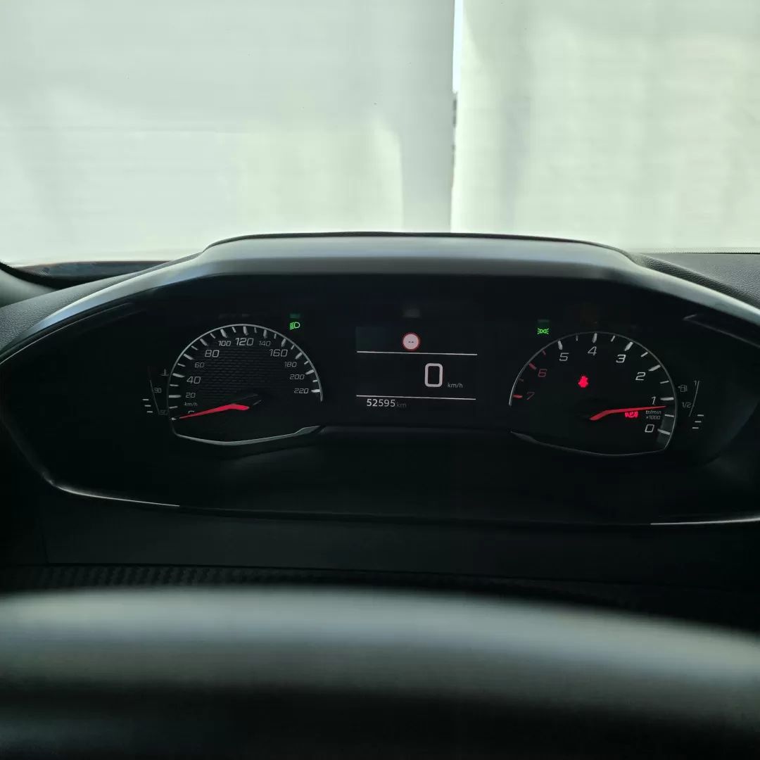 peugeot-2008-2023-gasolina-1199cc