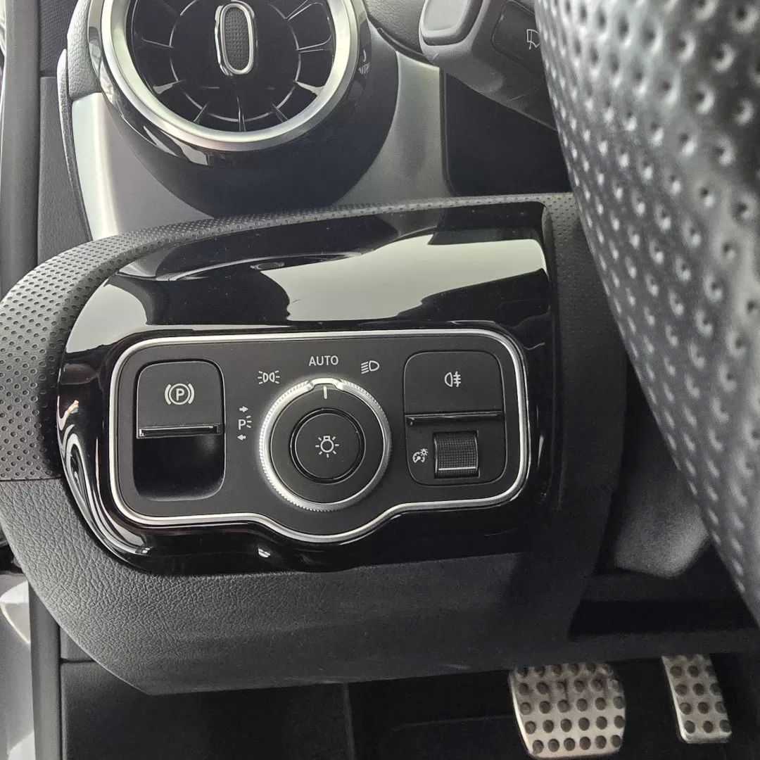 mercedes-benz-classe-a-2024-gasolina-1332cc