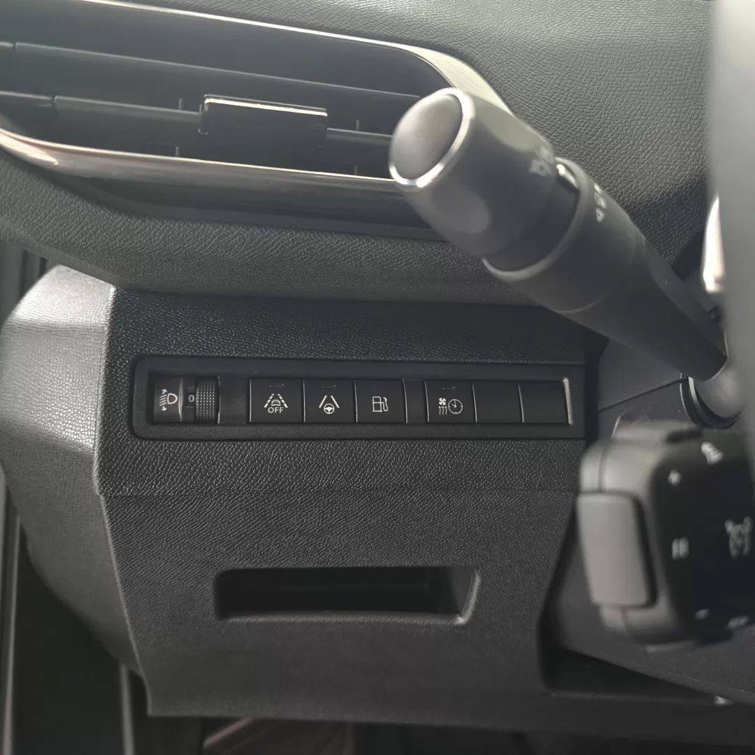 peugeot-3008-2024-hibrido-1598cc