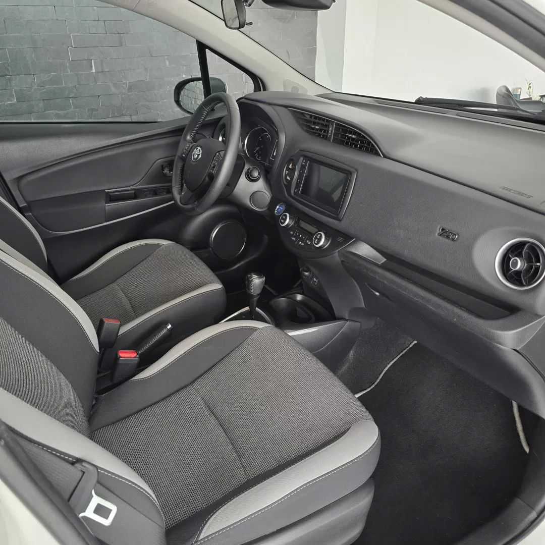 toyota-yaris-2020-hibrido-a-gasolina-1497cc