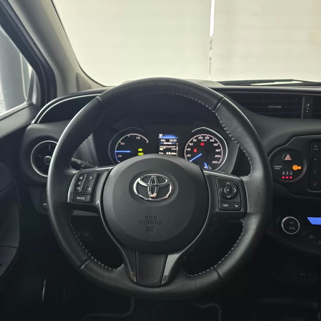 toyota-yaris-2020-hibrido-a-gasolina-1497cc