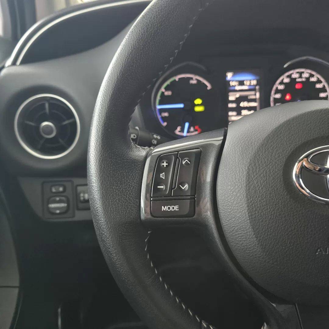 toyota-yaris-2020-hibrido-a-gasolina-1497cc