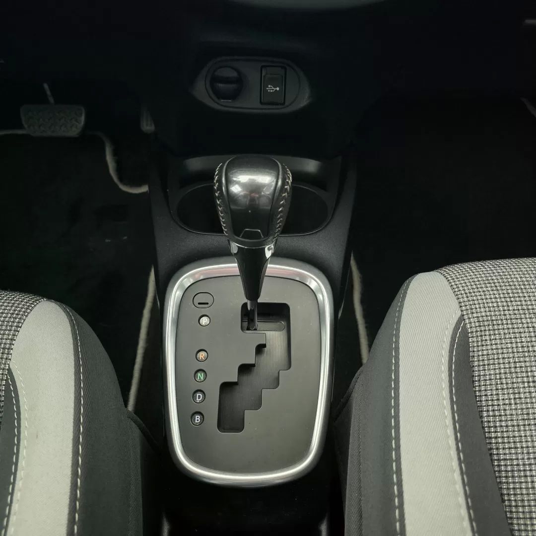 toyota-yaris-2020-hibrido-a-gasolina-1497cc