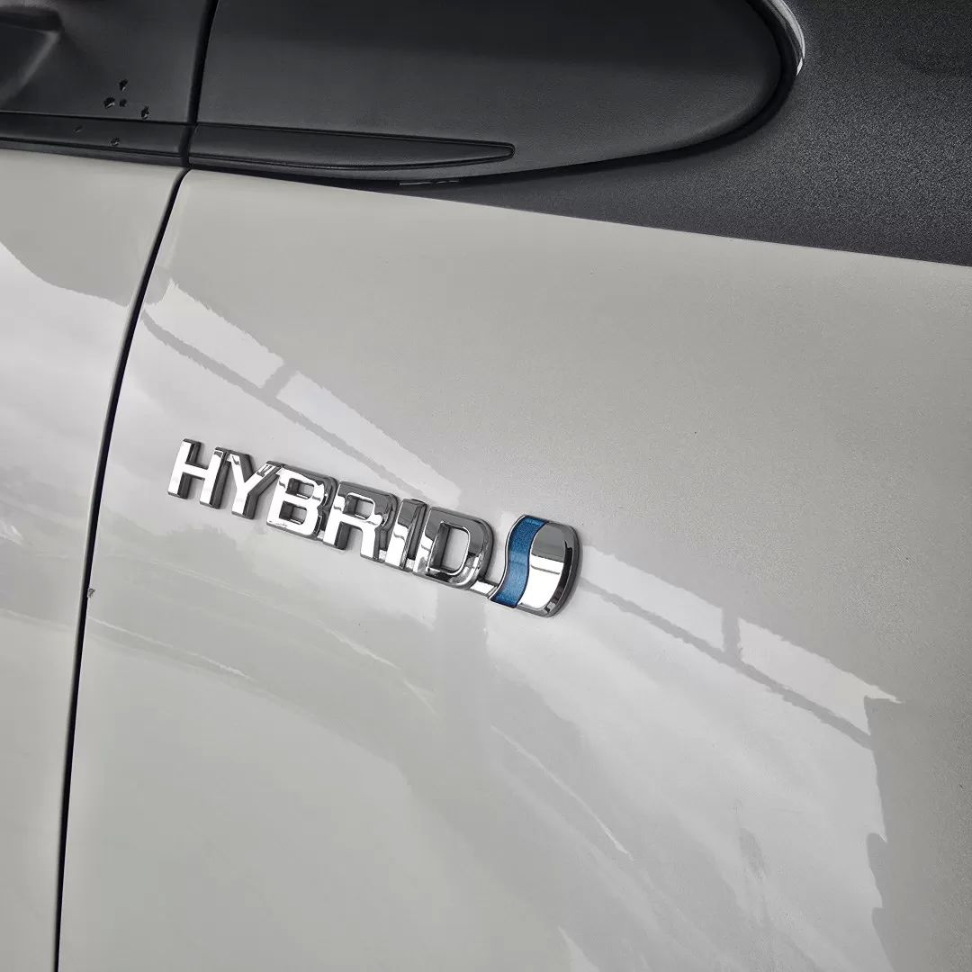 toyota-yaris-2020-hibrido-a-gasolina-1497cc