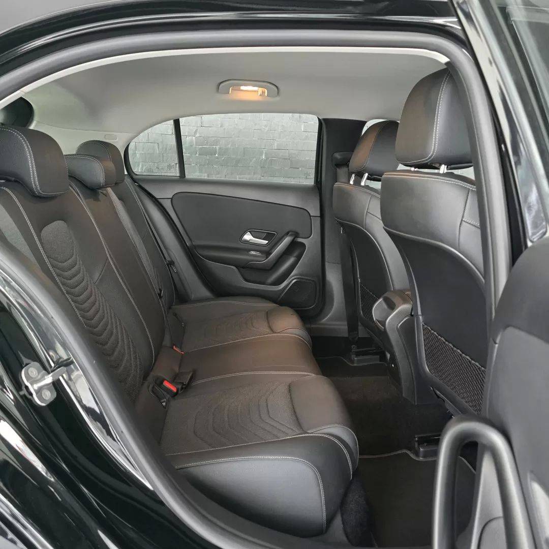 mercedes-benz-classe-a-2025-gasolina-1332cc
