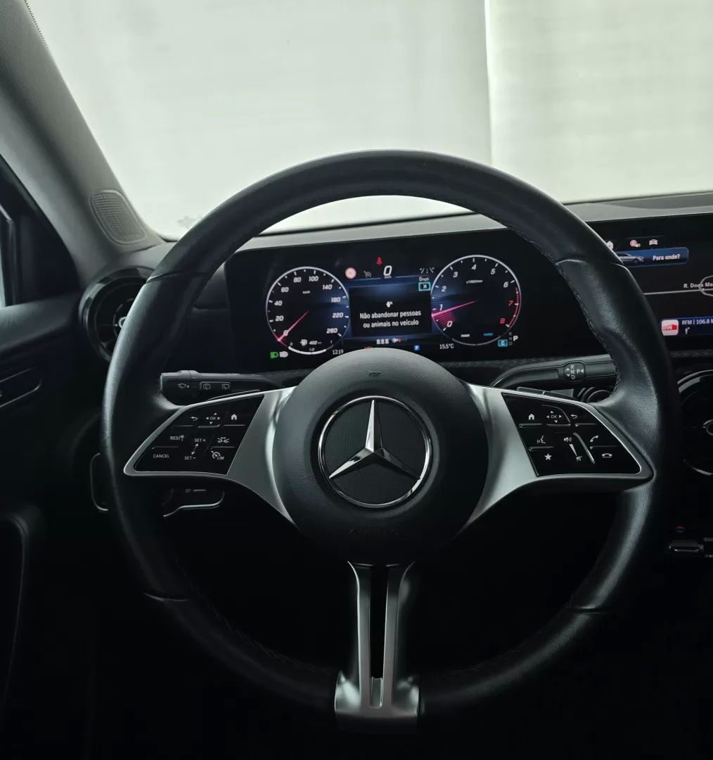mercedes-benz-classe-a-2025-gasolina-1332cc
