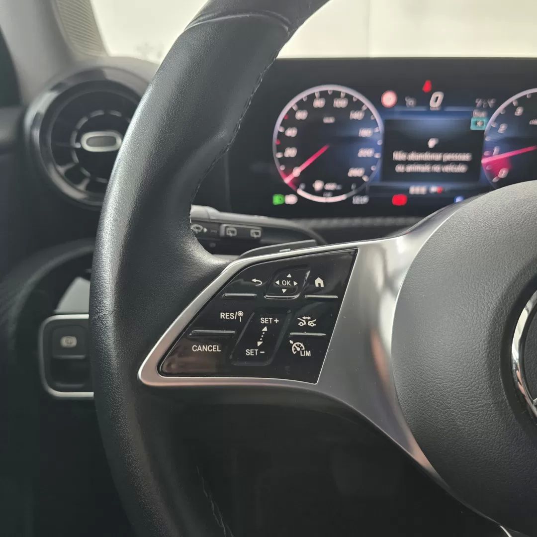 mercedes-benz-classe-a-2025-gasolina-1332cc