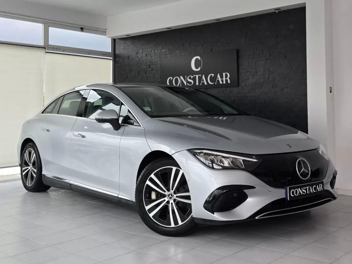 mercedes-benz-eqe-2023-eletrico-200cc