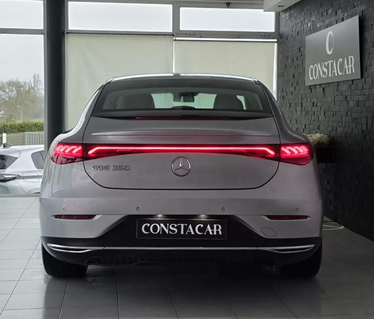 mercedes-benz-eqe-2023-eletrico-200cc