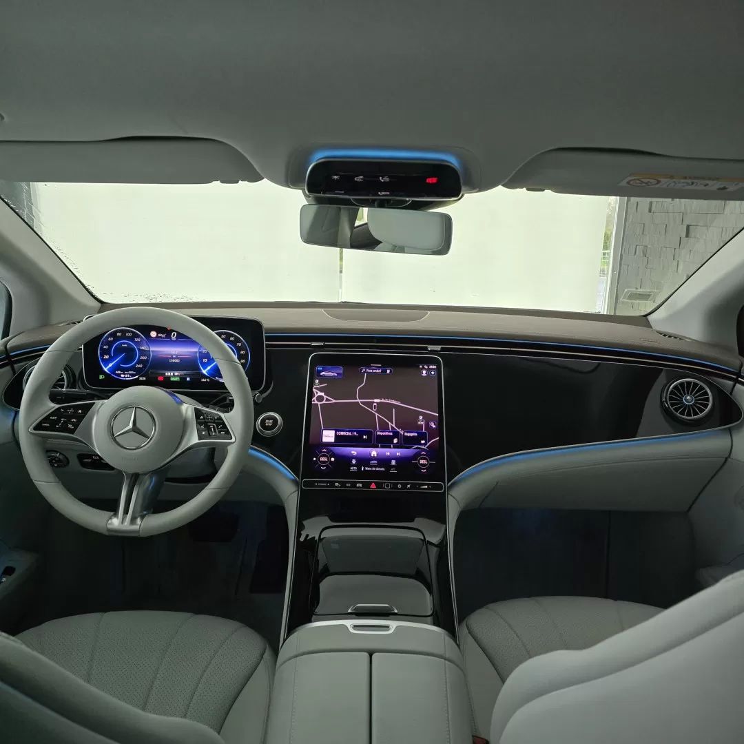 mercedes-benz-eqe-2023-eletrico-200cc