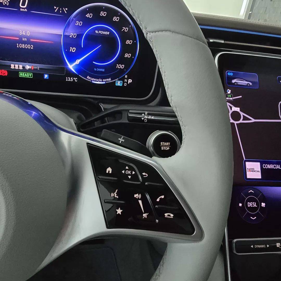 mercedes-benz-eqe-2023-eletrico-200cc