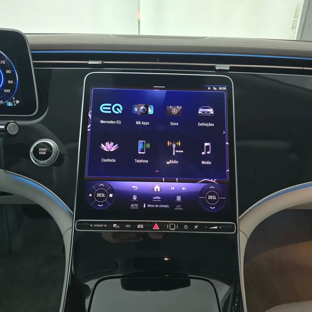 mercedes-benz-eqe-2023-eletrico-200cc