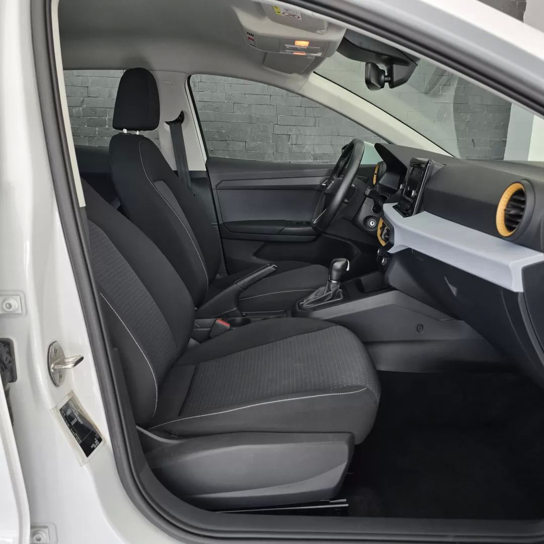 seat-ibiza-2024-gasolina-999cc