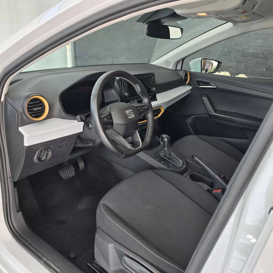 seat-ibiza-2024-gasolina-999cc