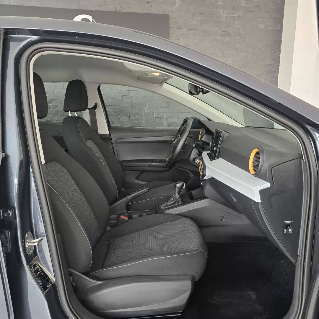 seat-ibiza-2024-gasolina-999cc