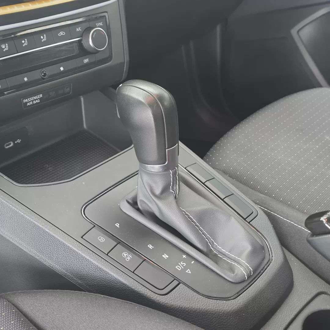 seat-ibiza-2024-gasolina-999cc