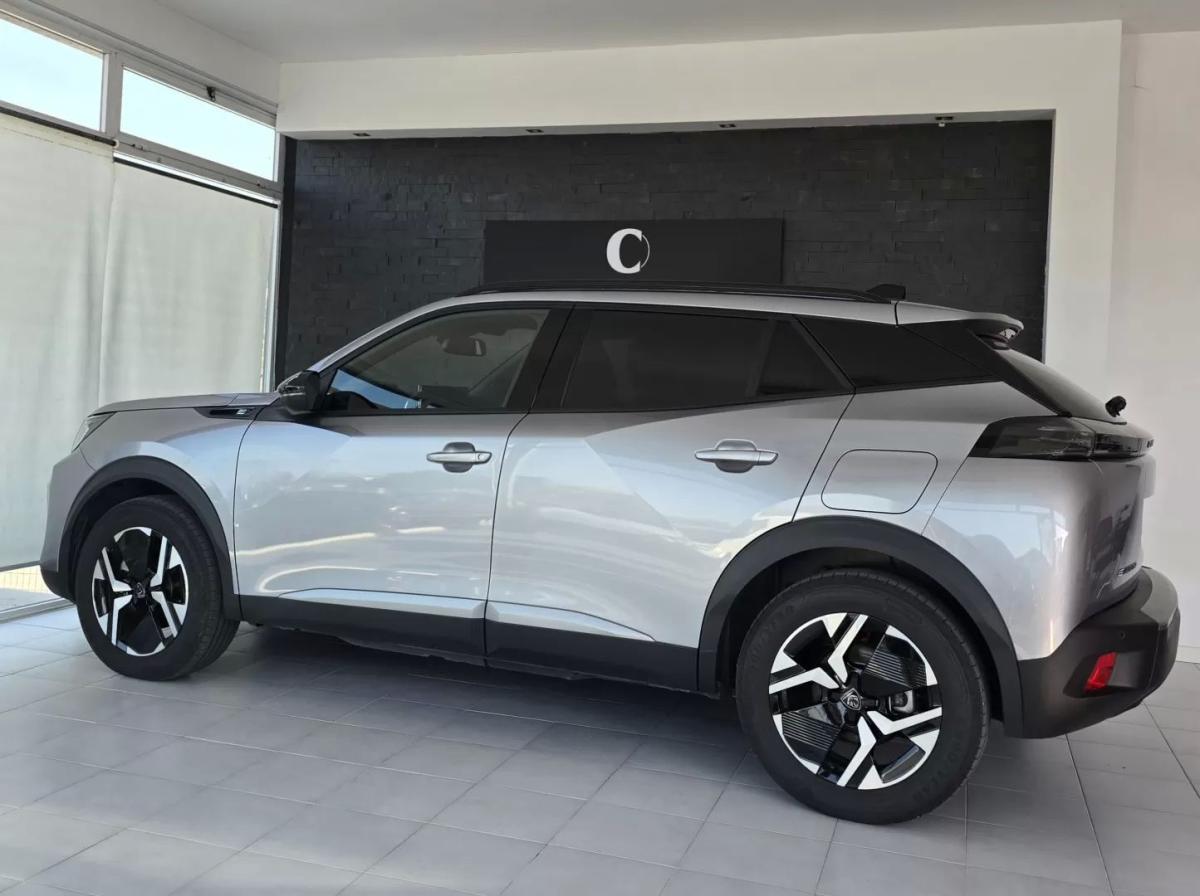 peugeot-e-2008-2025-eletrico-200cc