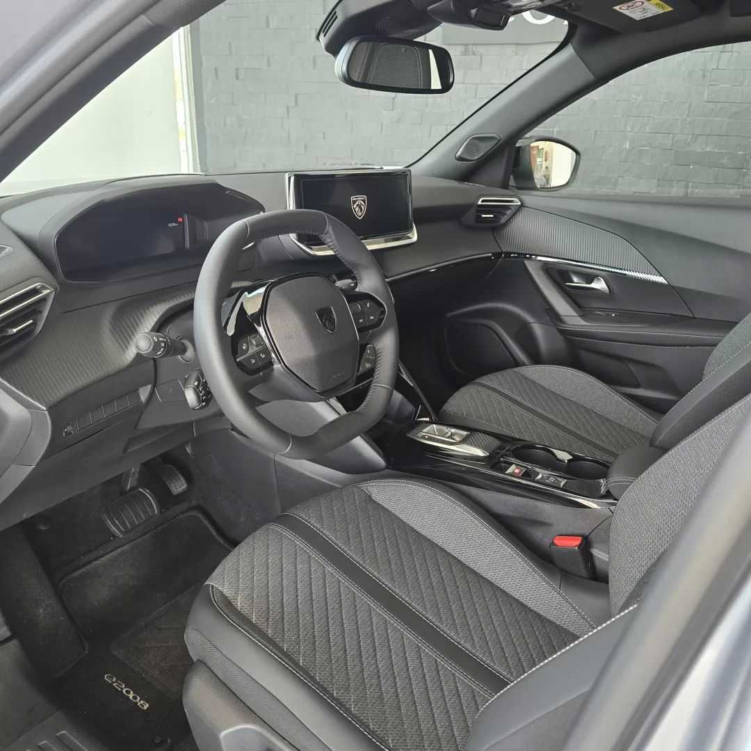 peugeot-e-2008-2025-eletrico-200cc