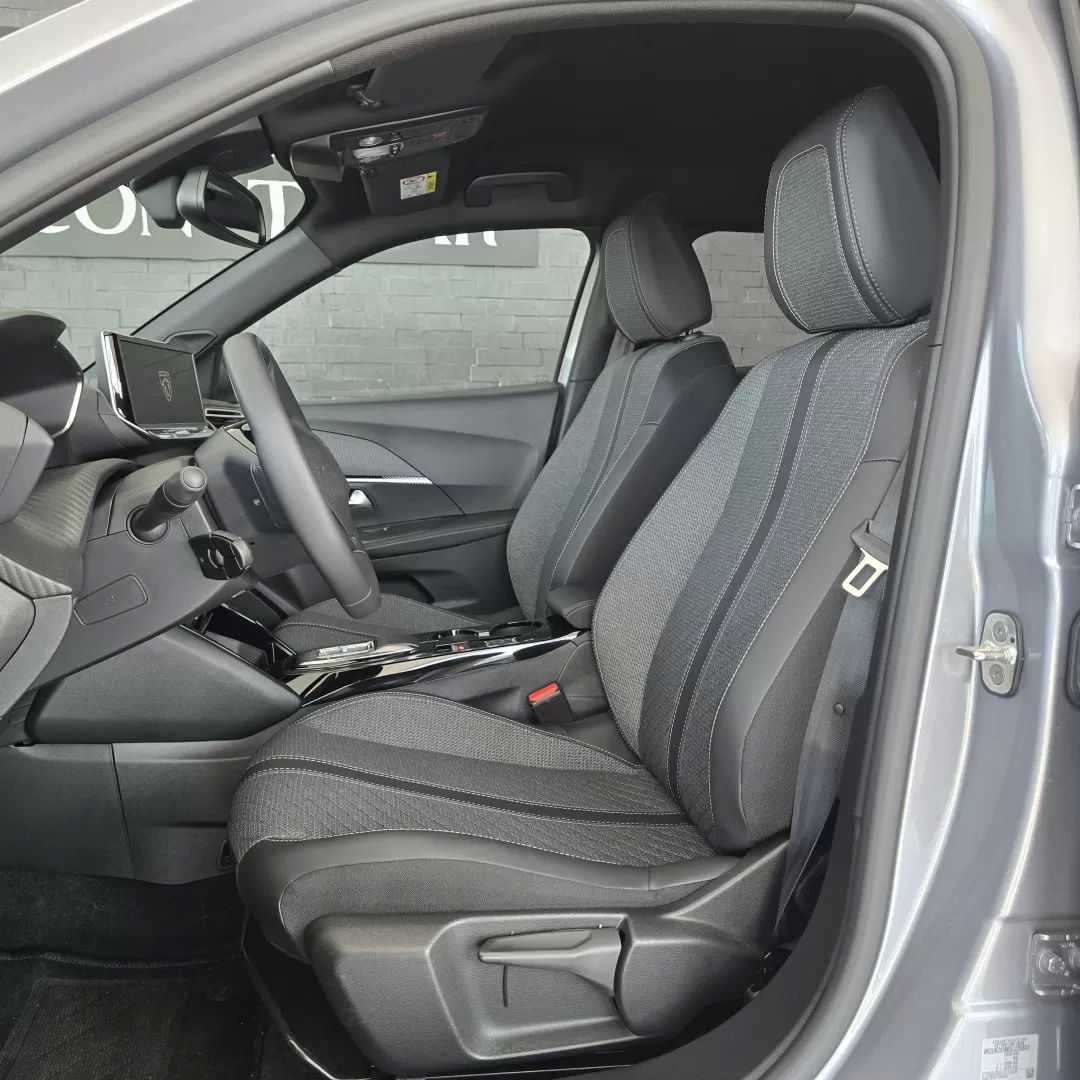 peugeot-e-2008-2025-eletrico-200cc