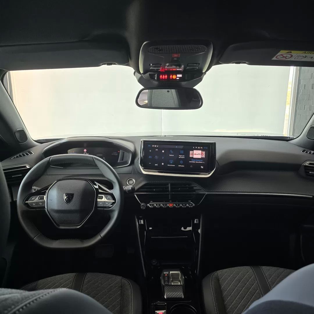peugeot-e-2008-2025-eletrico-200cc