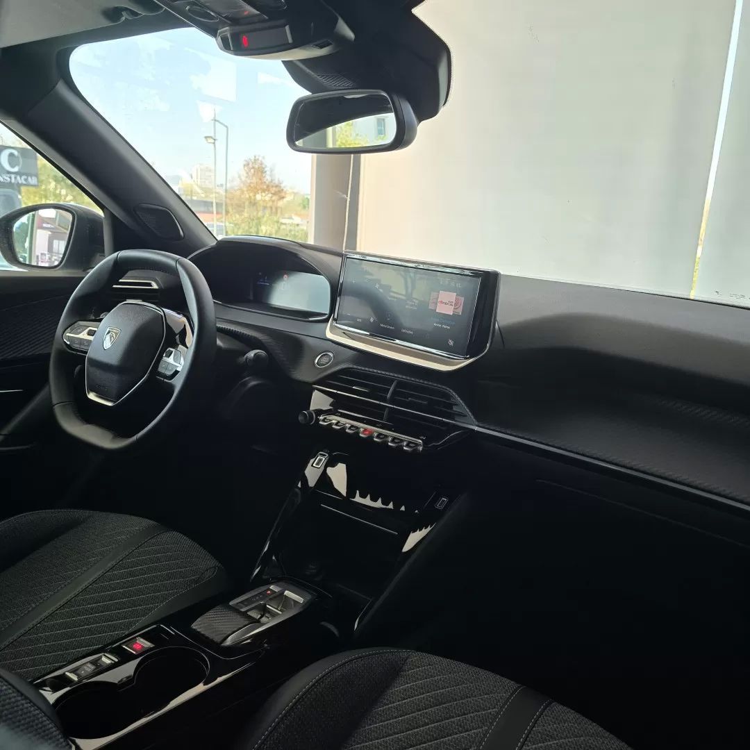 peugeot-e-2008-2025-eletrico-200cc