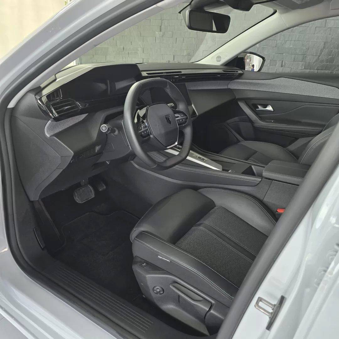 peugeot-308-sw-2024-gasolina-1199cc