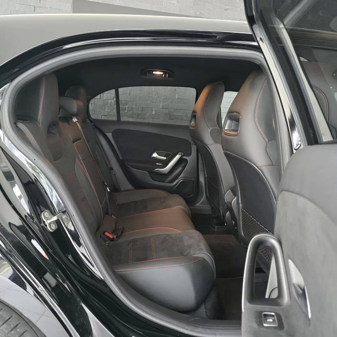 mercedes-benz-classe-a-2025-hibrido-1332cc