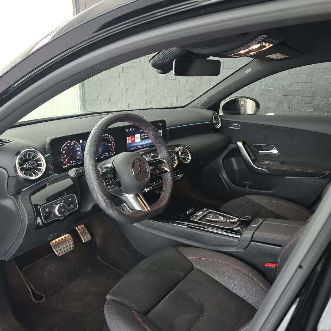 mercedes-benz-classe-a-2025-hibrido-1332cc