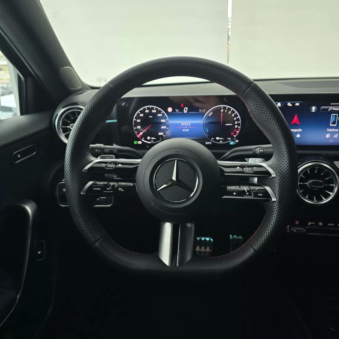 mercedes-benz-classe-a-2025-hibrido-1332cc