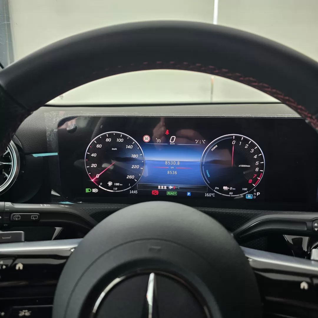 mercedes-benz-classe-a-2025-hibrido-1332cc