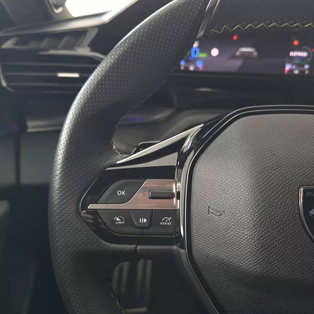 peugeot-408-2024-hibrido-1598cc