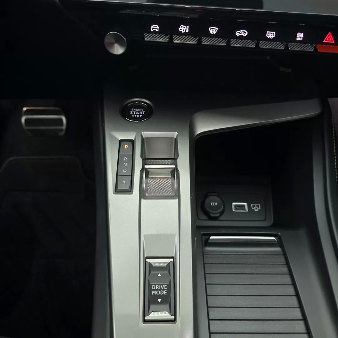 peugeot-408-2024-hibrido-1598cc